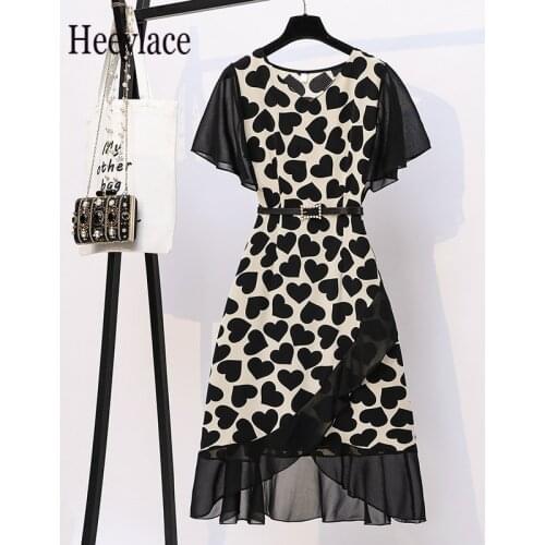 Plus Size Women elegant Heart Print Chiffon Dresses Summer 2021 V-neck Short Sleeve Ruffle mesh Patchworrk Asymmetric midi Dress