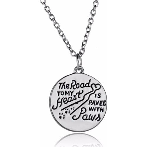 Chic Dog Pet Paw Print Pendant Necklace The Road To My Hear Is Paved With Paws Animals Memorial Necklaces Women Dog Lovers Gifts