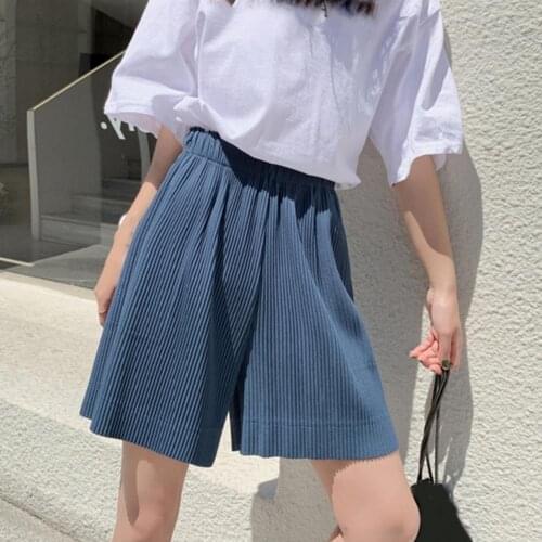 Summer Women Shorts Elastic High Waist Solid Color Wide Leg Pleated Loose Short Pants Casual Beach Party Sports Short Streetwear