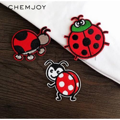 Embroidery Clothes Stickers Iron on Ladybug Patches for Kids Clothing Cute Cartoon Appliques Sewing on Cool Embroidered Badges