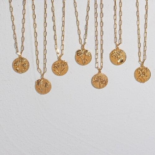 Christmas Jewelry Gift 18K Gold Plated Paper Clip Chain Embossed Flower Circle Coin Pendant Birth Month Necklaces For Women