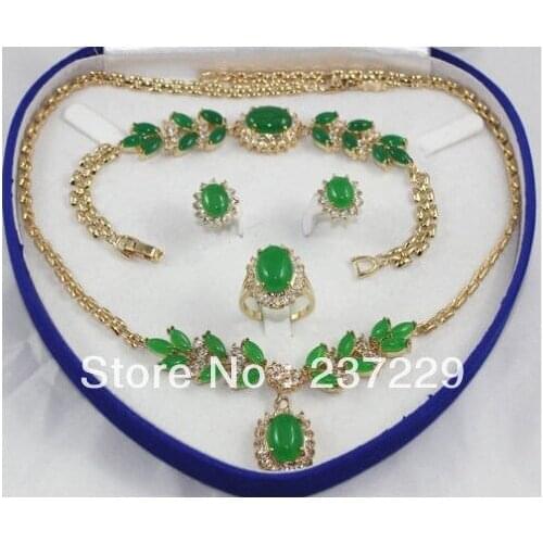 FREE SHIPPING>>@> Wholesale price FREE SHIPPING agreen stone Necklace Bracelet Ring Earring Set +no Box Natural jewelry