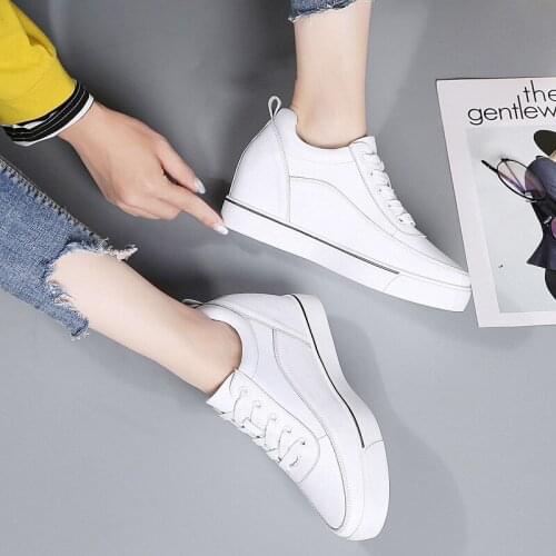White Shoes for Women Spring New Versatile Casual Internet Celebrity Leather Inner Height Increasing Board Shoes Sneakers 2021