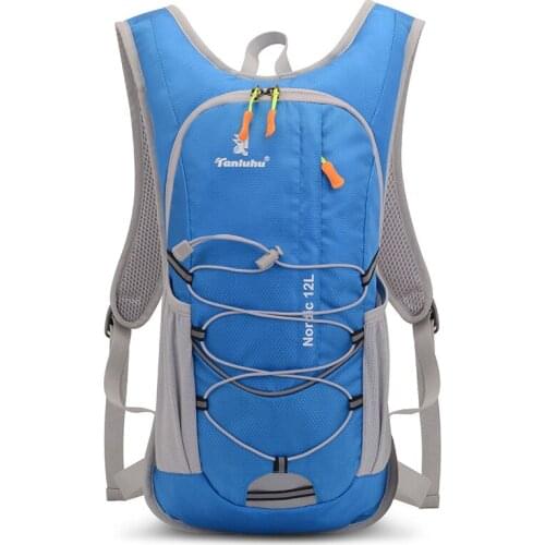 Cycling running backpack outdoor mountaineering backpack ultra light close fitting kettle water bag small backpack