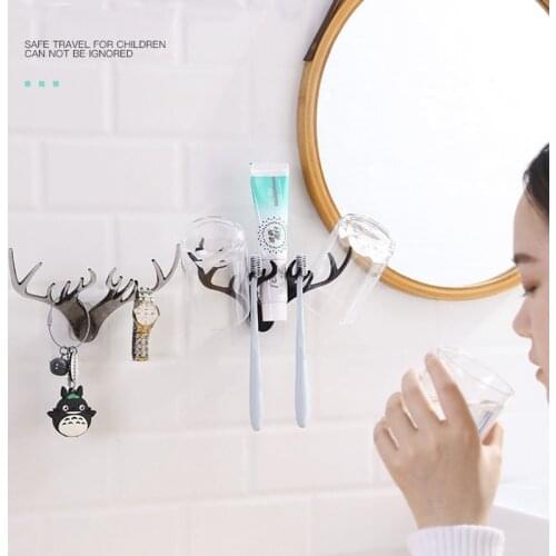 Transparent Wall Hooks 1pcs Hanger Rack Waterproof Oilproof Self Adhesive Hooks Reusable Hanging Clothes Hat Scarf Key Hook