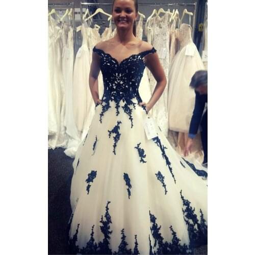 Black And White Wedding Dresses With Pockets Elegant Gothic Wedding Dress For Women Lace Appliques robe de mariee 2019 casamento