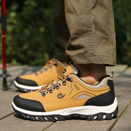 Mens Outdoor Hiking Shoes Mountaineer Climbing Sneakers Waterproof Tactical Hiking Shoes Men Camping Walking Boots