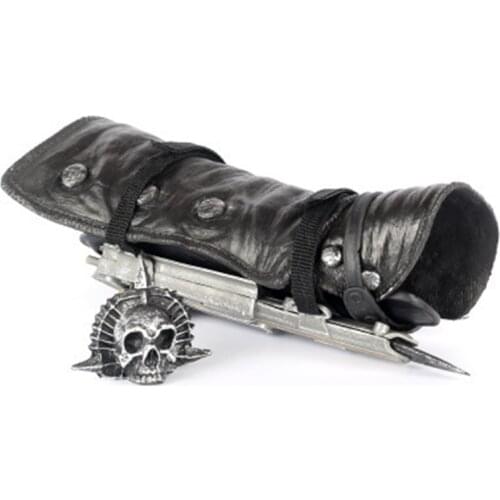 New Cosplay Novel Game Assassin Creed 4 Black Flag Edward Prop Weapon 1:1 Sleeve Arrow Sleeve Blade Can be Ejected Model