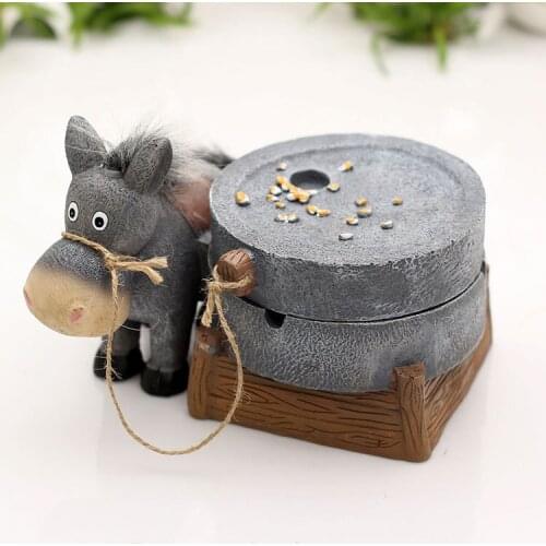 Donkey Carts Resin Cigar Cigarate Ashtray Grinding Creative Doll Home Furnishing Decoration Gifts Cute Art Work Ash Tray Holder