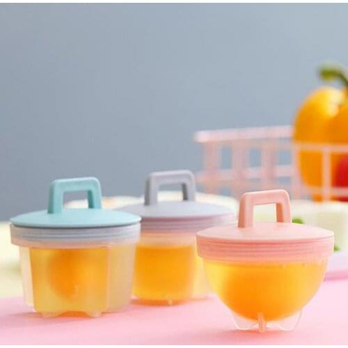 4Pcs/Set Creative Round Plastic Heat insulation Egg Poacher Boiler Kitchen Tool for Kitchen