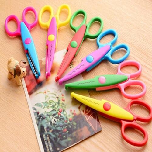 Kids Laciness Scissors Metal & Plastic DIY Crafts Scrapbooking Handmade Card Photo Pattern Scissors Cartoons Lace Scissors
