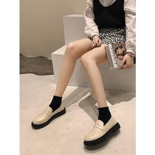 British style loafers womens 2021 spring and autumn new style Korean fashion flat small leather shoes cover feet