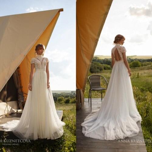 2021 Lace Wedding Dresses High Collar Capped Sleeve Appliques Bridal Gowns Hollow Back Sweep Train A Line Wedding Dress