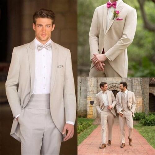 Men Tuxedo Suit Champagne Tuxedo Suit Wedding Slim Fit Wedding Wear Set Blazer Custome Homme Tuxedos(Jacket+Pants+Bowie+Ves