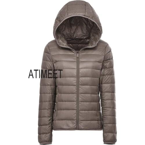New Women Thin Down Jacket White Duck Hooded Ultralight Jackets Autumn And Winter Warm Coats Parka Female Portable Outwear
