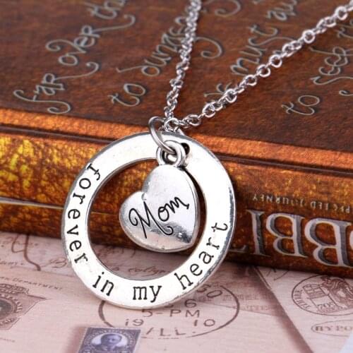 Letter Mom Love Heart Pendant Chain Necklace Forever In My Heart Family Women Jewelry Mommy Mother Necklaces Mothers Day Gifts
