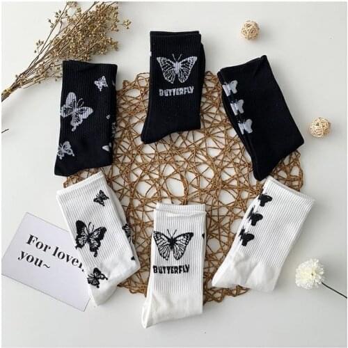 Kawaii medium tube butterfly print socks womens socks sports trend black and white fun cute happy Japanese ladies socks