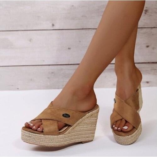 Beautiful 2021 New Style 43 High Quality Summer High Heels Platform Slippers Ladies Wedges Ladies Muller Sandals Women