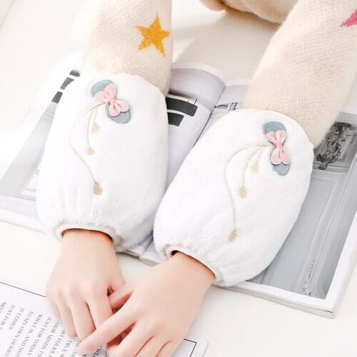 Winter cute imitation fur short fur loop sleeves antifouling adult students office fashion female