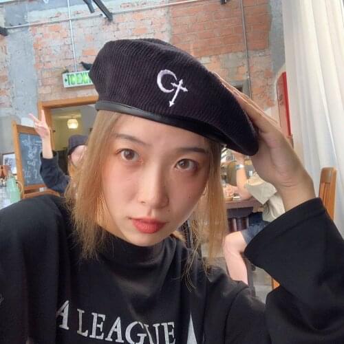 Autumn and winter fashion brand beret cool A girls millennial style cross embroidery leather edge corduroy beret hat tide