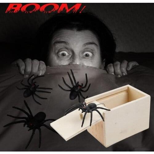1 pc Scare Box Wooden Prank Trick Scaring Toy Spider Worm Gag Toys Practical Joke April Fools Day gift Surprise Box L0251