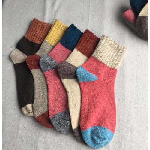 Womens Winter Socks Thick Thermal Cotton Ankle Socks Feet Warmer 5-Pair Fine Quality Retro Stitching Color Knitted Wool Socks