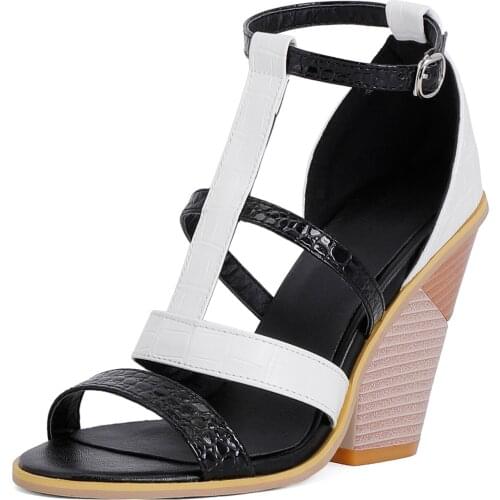 Pniuniu Women's Shoes With A Strap