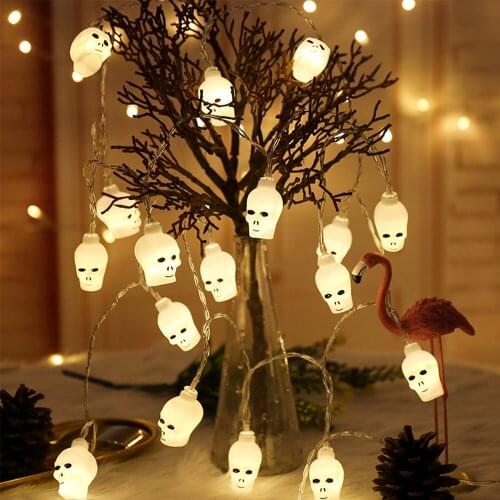 Hanging Skull Halloween Lighting Indoor Luminescence Warm White Halloween Light Decoration LED Light Horror Cute Skull Ornaments