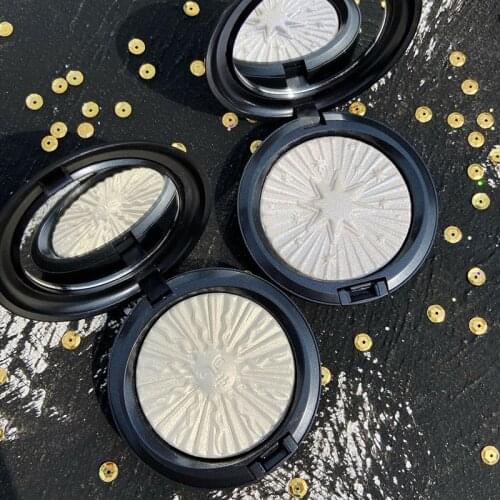 Sun God Tarot Xingyue High-gloss Powder Polarized Three-dimensional Trimming Diamond One Face Brightening Highlight Eyeshadow