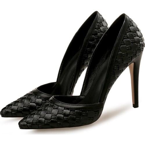 Fall 2020 new pointed stiletto heels sexy fashion retro woven shoes large size small size shallow mouth womens single shoes