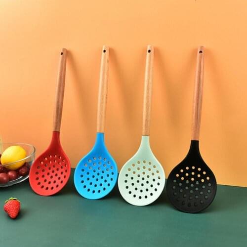 Wooden Long Handle Colander Non-Stick Cooking Strainer Heat Resistant Filter Spoon Mesh Skimmer Oil Mesh Colander Kitchen Tool
