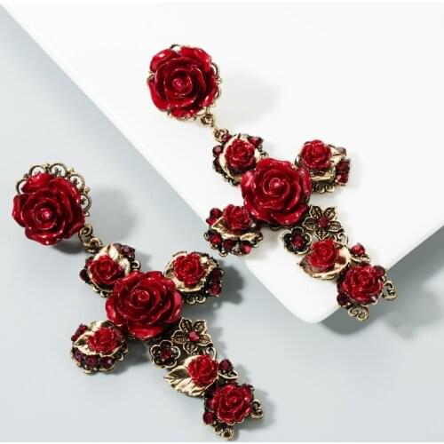 2020 New European and American fashion Baroque Rosa rose flower cross long earrings, Bohemian long earrings, Bryn jewelry