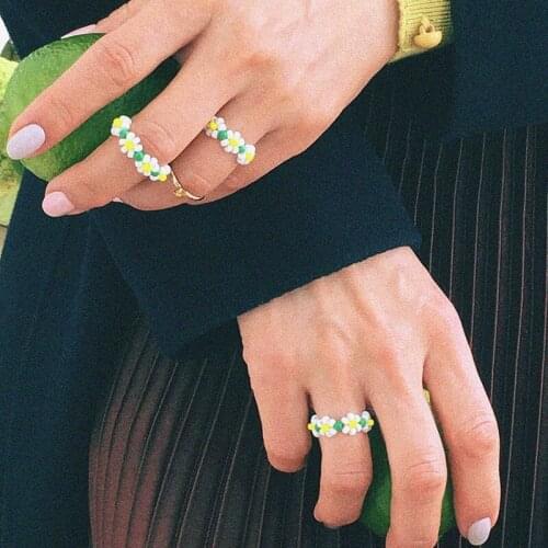 Multi-color Charm Flower Ring Korean Version Hand-Woven Bead Ring Rice Beads Ring Women Girl Jewelry Small Fresh Style Ring