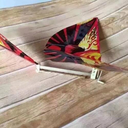 1pcs Elastic Rubber Band Powered Flying Birds Kite Funny Kids Toy Gift Outdoor Interactiv Toy Gift Cartoon Toy