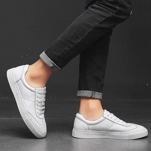 Mens Shoes Spring Autumn 2021 New Quality White Sneakers Men Flat Casual Genuine Leather Shoes Man Luxury Brand Male Moccasins