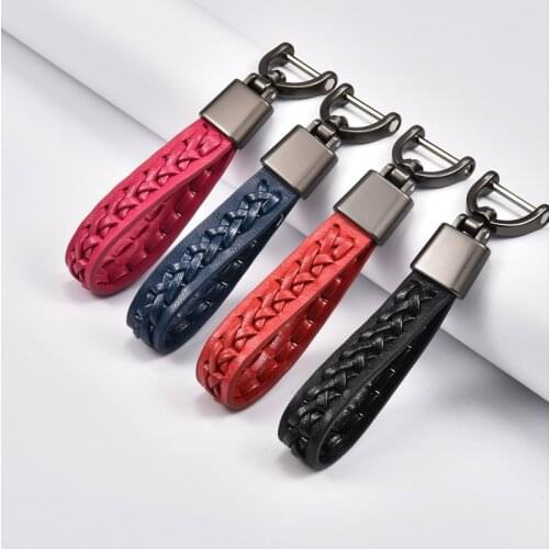 Hand Leather 360 Degree Rotating Horseshoe Car Keychain Detachable Metal Luxury Chains Women Men Pendant Creative Keychain
