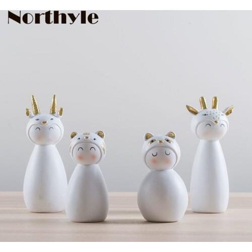 Nordic Resin Animal figurine tiger panda oryx Giraffe miniature fairy garden home living room decoration feng shui xmas gift