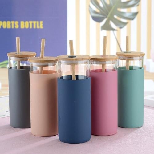 450ml Glass Water Bottle with Wood Straw Silicone Insulated Sleeve Milk Juice Glass Drink Bottle with Leakproof Bamboo Lid