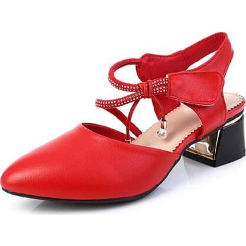 2021 New Pointed Toe Summer Genuine Leather Sandals Pearl Rhinestones Women Fashion Sandals Wedding Banquet Shoes Trend Sandals