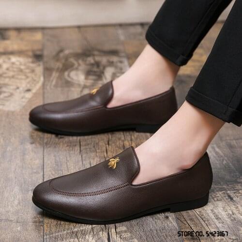 2021 New Fashion Pointed Brown Embroider Flats Oxford Dress Shoes For Men Moccasins Wedding Prom Formal Footwear Zapatos Hombre