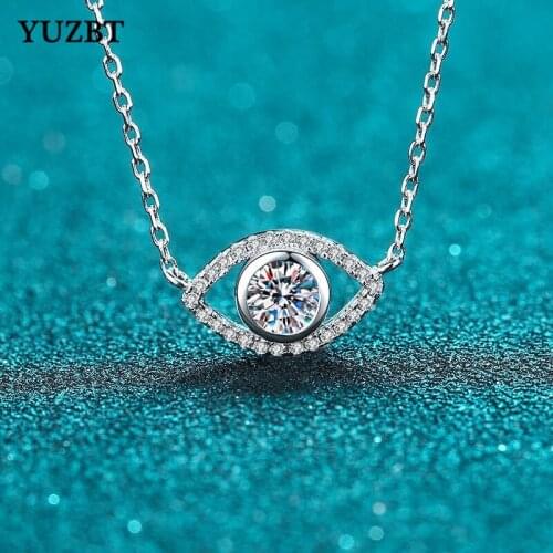 18K White Gold Plated 0.5 ct Excellent Cut Gemstone Eye Necklace Diamond Test Past D Color Moissanite Wedding Pendant Necklace