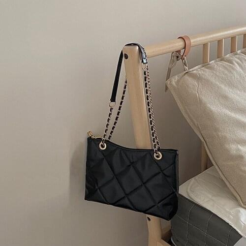 Korean Style Soft Leather Bag Women Tote Designer Bucket Bag Chain Shoulder Bags Lady Brand Diamond Bags Luxury Quilted Handbags