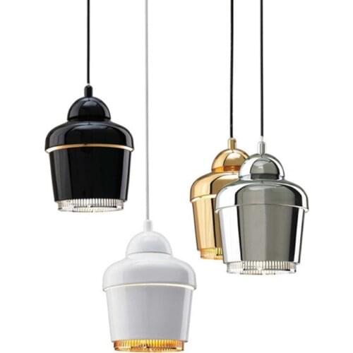 Postmodern Spain Nordic Bar Restaurant Cafe Iron ChandelierCreative Crown Personality Hanging Light With Led Bulbs