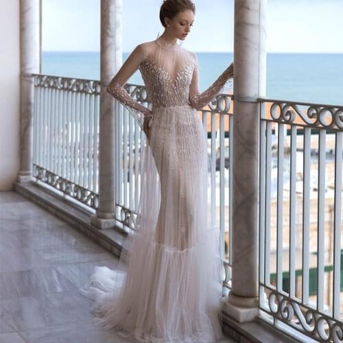Elegant High Neck Wedding Dresses Long Sleeves Lace Appliques Country Bridal Gowns Custom Made Beaded Robes De Mariée