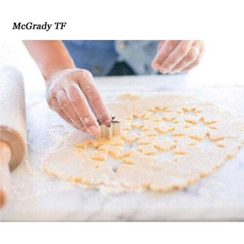 9pcs/1set Snowflake Cutter Tools Cookies Stainless Steel Fondant Cake Pastry Mould Biscuit Icing Sugarcraft Mold DIY Baking Tool