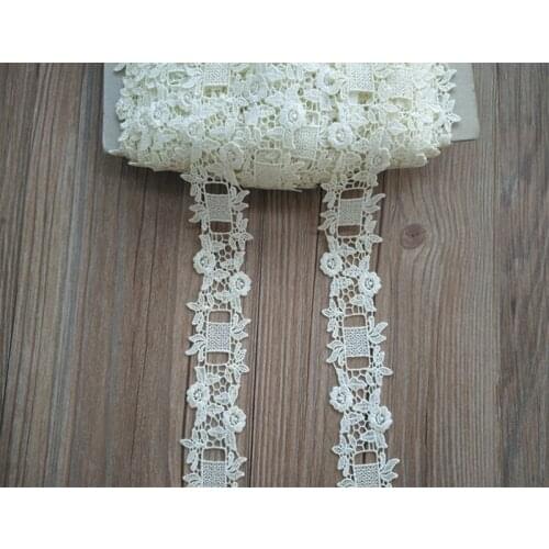 10Yds Water Soluble Lace Trim Light Yellow Ribbon Embroidered Floral Fabrics DIY Handmade Dress Edge Sewing Supplies Craft Trims