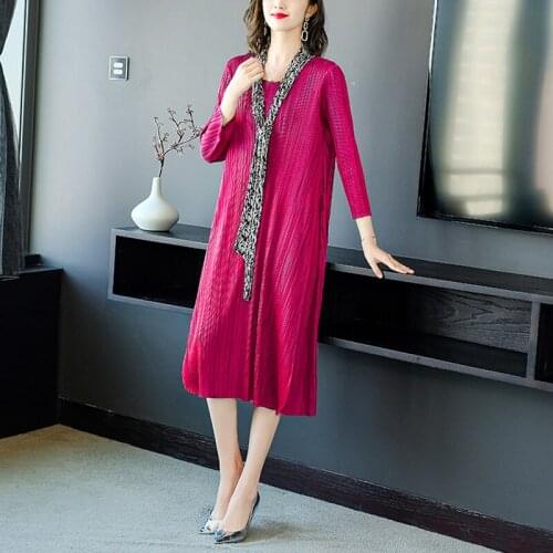 Leopard Print Scarf Collar Loose Miyak Pleated Midi Dress Women Autumn Three Quarters Sleeve Large Size Elegant Ladies Dresses