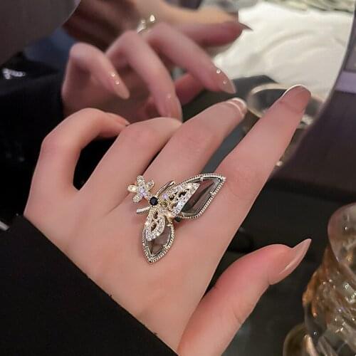U-Magical Shining Crystal Butterfly Ring for Women Exquisite Rhinestone Transparent Open Adjustable Index Finger Ring Jewelry