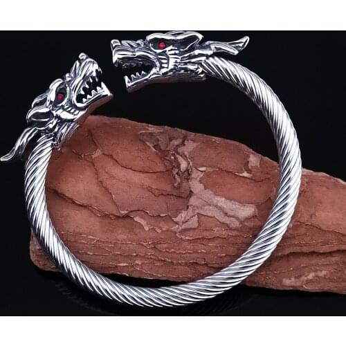 Stainless Steel Wolf Bracelet Jewelry Fashion Accessories Viking Bracelet Mens Wristband Cuff Bracelet Female Bracelet