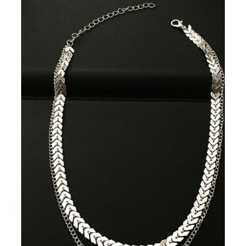 Personality Fishbone Sequins Short Clavicle Chain Necklace Women Jewelry 2021